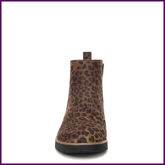 Women's Chelsea Boots Size 9.5W Slip-On Comfort Lug Sole - Picture 3 of 8